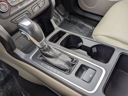 Used 2019 Ford Escape SEL image 26