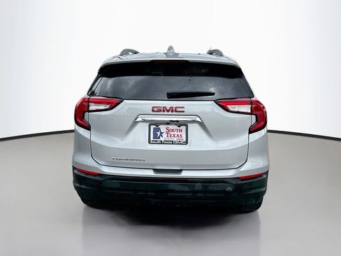 Used 2022 GMC Terrain SLE w/ Driver Convenience Package FWD image 6