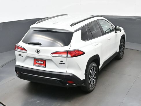 Used 2023 Toyota Corolla Cross AWD Hybrid image 39