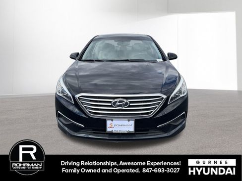 Used 2017 Hyundai Sonata SE FWD image 3