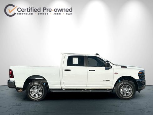 Used 2025 RAM 2500 Big Horn AWD/4WD image 3