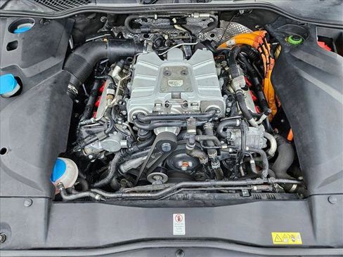 Used 2017 Porsche Cayenne S Platinum image 23