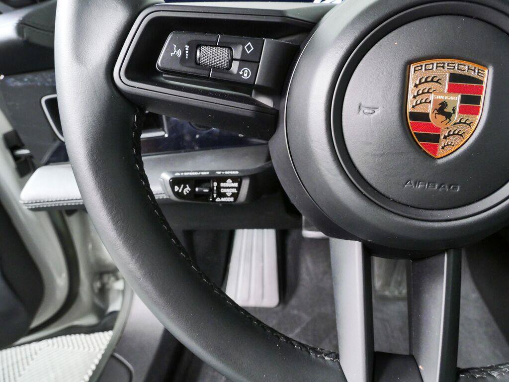 Certified 2023 Porsche Taycan RWD image 9