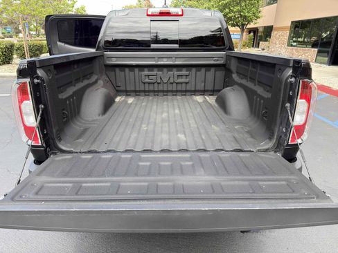 Used 2018 GMC Canyon SLE w/ Nightfall Edition AWD/4WD image 20