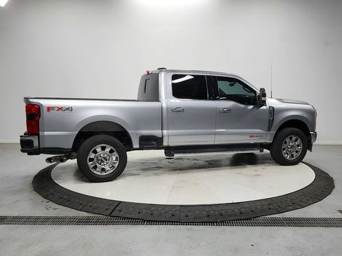 Used 2023 Ford F250 Lariat w/ Chrome Package AWD/4WD image 8