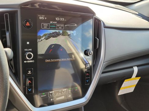 New 2025 Subaru Crosstrek 2.0i Premium image 9