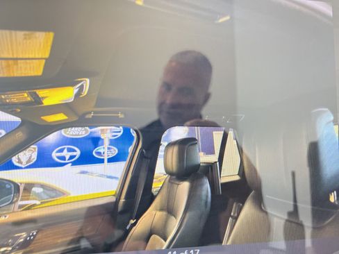 Used 2018 Land Rover Range Rover Supercharged AWD/4WD image 9