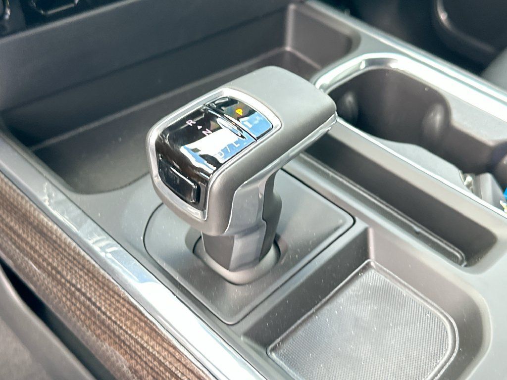 New 2026 Chevrolet Silverado 1500 RST w/ Z71 Off-Road Package AWD/4WD image 17
