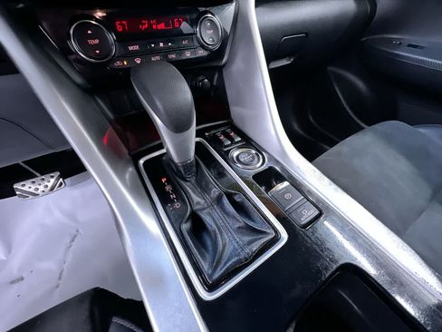 Used 2023 Mitsubishi Eclipse Cross SE AWD/4WD image 30