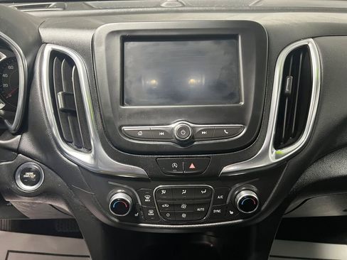 Used 2022 Chevrolet Equinox LT image 8