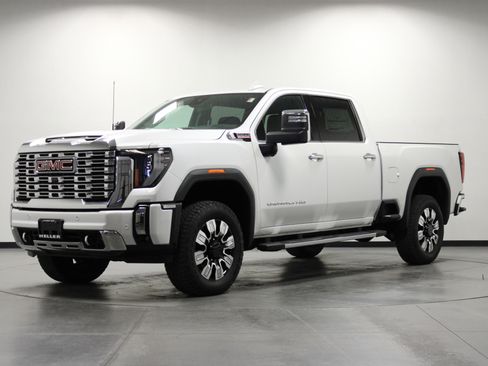 New 2025 GMC Sierra 2500 Denali image 8