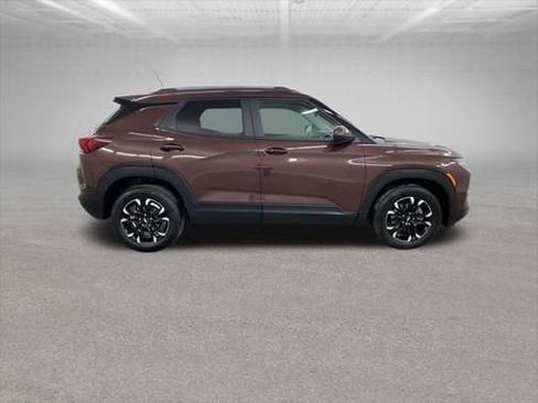 Used 2023 Chevrolet TrailBlazer LT w/ Convenience Package image 16