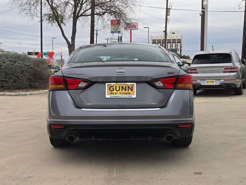 Used 2023 Nissan Altima 2.5 SR image 6