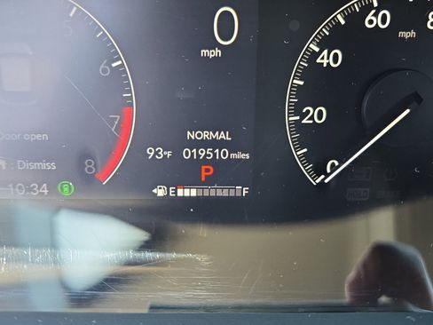Certified 2023 Honda HR-V LX image 26