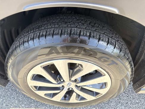 Certified 2025 Subaru Outback Premium AWD/4WD image 10