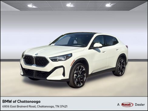 New 2027 BMW X2 xDrive28i AWD/4WD image 1