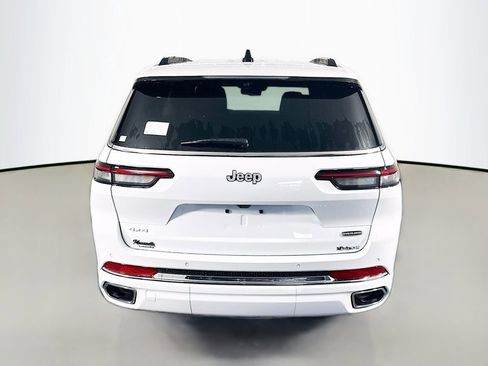New 2025 Jeep Grand Cherokee L Overland w/ Luxury Tech Group IV image 6