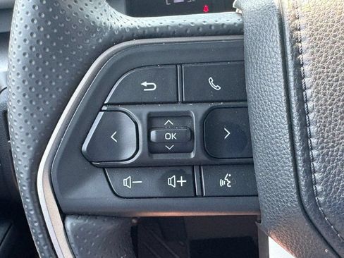 Used 2026 Toyota 4Runner SR5 AWD/4WD image 25