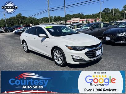 Used 2019 Chevrolet Malibu Hybrid w/ Leather Package