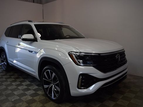 New 2026 Volkswagen Atlas SEL Premium R-Line image 1