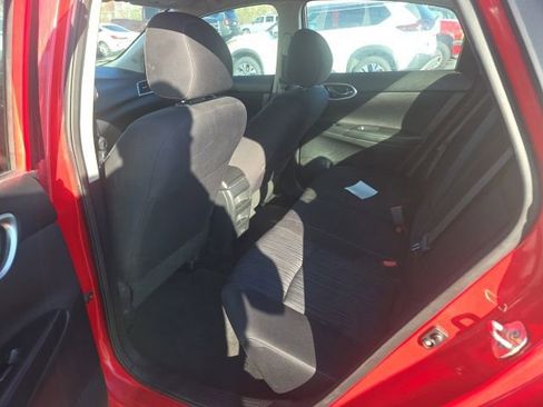 Used 2019 Nissan Sentra SV image 9