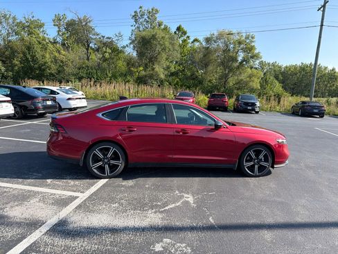 Used 2023 Honda Accord Sport image 7