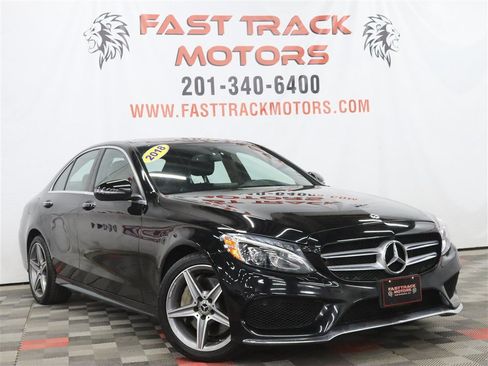 Used 2018 Mercedes-Benz C 300 4MATIC Sedan image 3