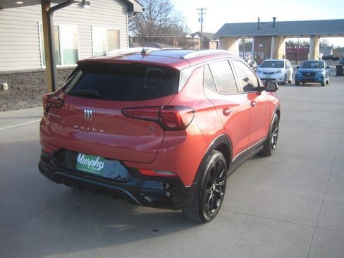 Used 2024 Buick Encore GX Sport Touring w/ Experience Buick Package image 9