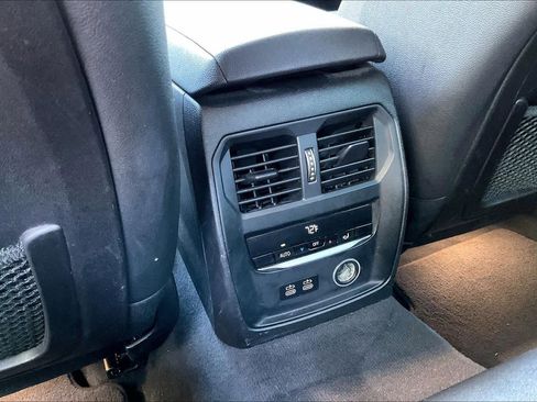 Used 2020 BMW 330i xDrive 330i xDrive image 33