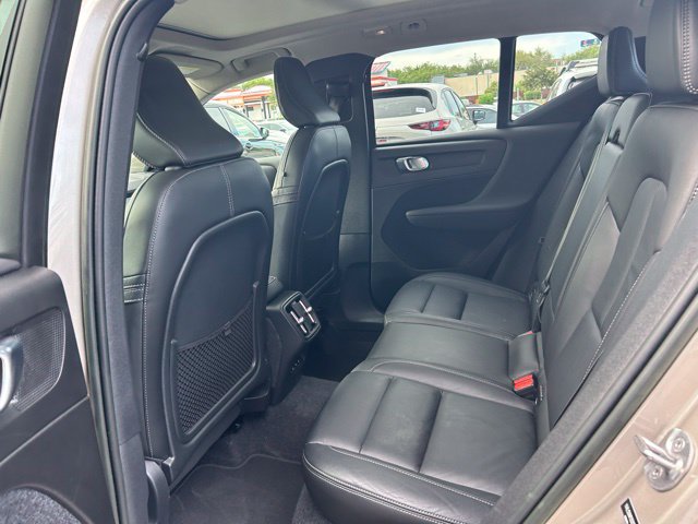 Used 2023 Volvo XC40 B5 Plus w/ Driver Assist Package AWD/4WD image 23
