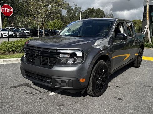 Used 2024 Ford Maverick Lariat w/ Black Appearance Package image 10