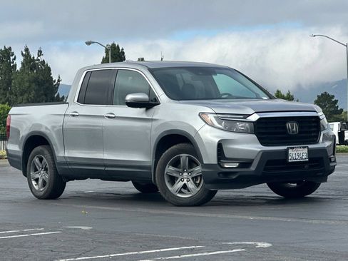 Used 2021 Honda Ridgeline RTL-E image 2