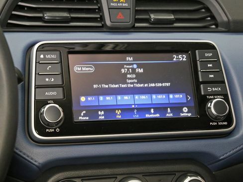 New 2025 Nissan Versa SV w/ Trunk Package image 6