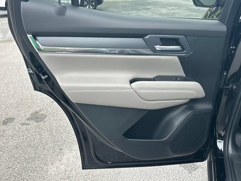 New 2026 GMC Terrain Elevation w/ Technology Package II FWD image 22