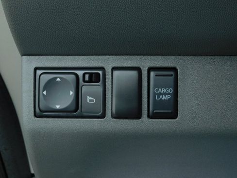 Used 2015 Nissan Frontier SV w/ SV Value Truck Package image 30