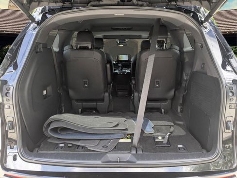 Used 2024 Toyota Sienna XSE w/ XSE Premium Package AWD/4WD image 21