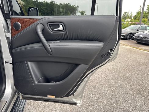 Used 2019 Nissan Armada Platinum w/ Captain's Chairs Package RWD image 16