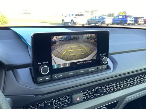Used 2025 Honda Accord LX image 37