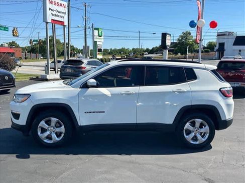 Used 2018 Jeep Compass Latitude w/ Popular Equipment Group AWD/4WD image 6