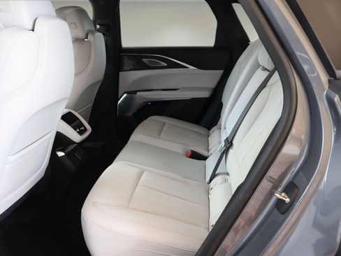 Certified 2023 Cadillac Lyriq 2WD image 13