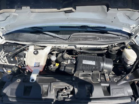 Used 2019 Chevrolet Express 3500 Extended w/ Driver Convenience Package RWD image 14