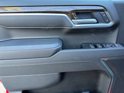 New 2026 GMC Sierra 1500 Elevation image 11