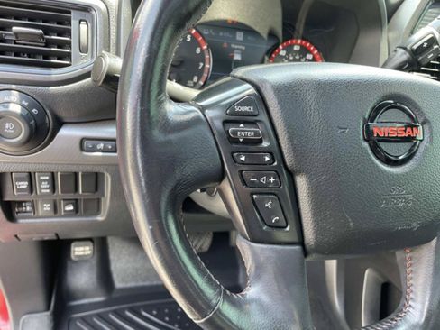 Used 2021 Nissan Titan PRO-4X w/ Pro-4x Convenience Package AWD/4WD image 28