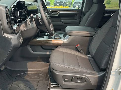 New 2026 Chevrolet Silverado 1500 RST w/ Safety Package AWD/4WD image 16