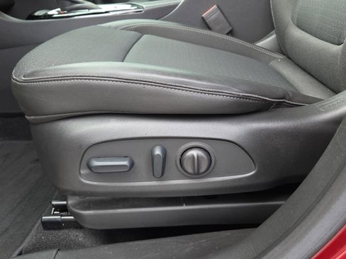 Used 2023 Buick Encore GX Select w/ Sport Touring Package image 16