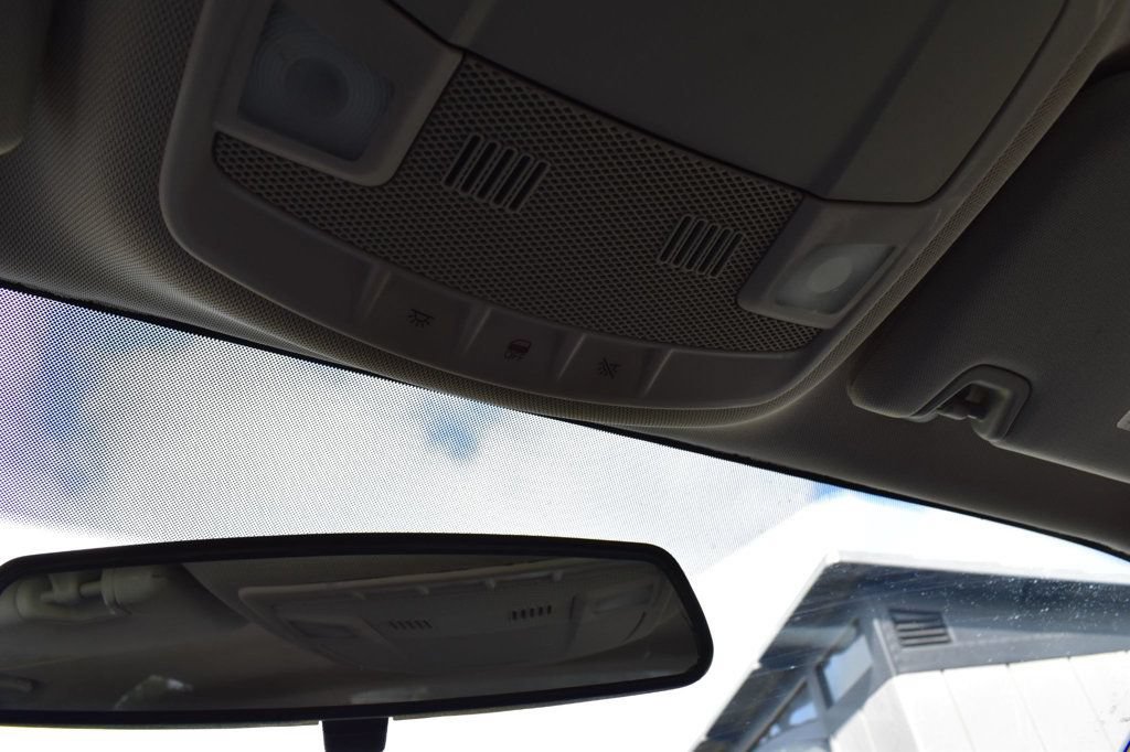 Used 2013 Ford Fusion SE FWD image 40