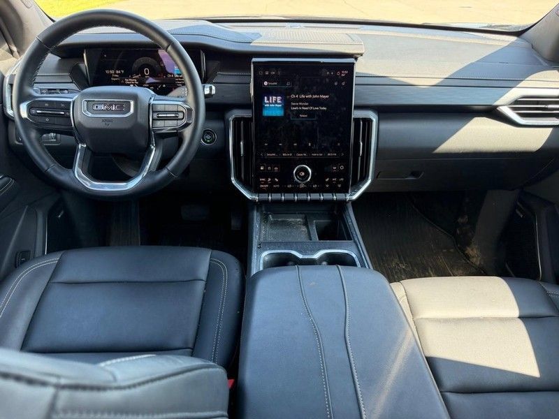 Used 2024 GMC Acadia Elevation w/ Black Edition AWD/4WD image 11