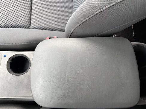 Used 2005 Toyota Tacoma PreRunner image 19