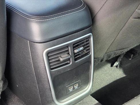 Used 2023 Dodge Charger SXT image 16