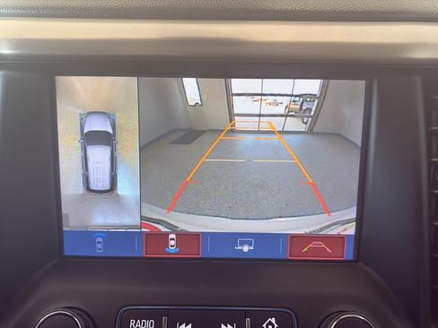 Used 2018 GMC Acadia Denali w/ Technology Package AWD/4WD image 19